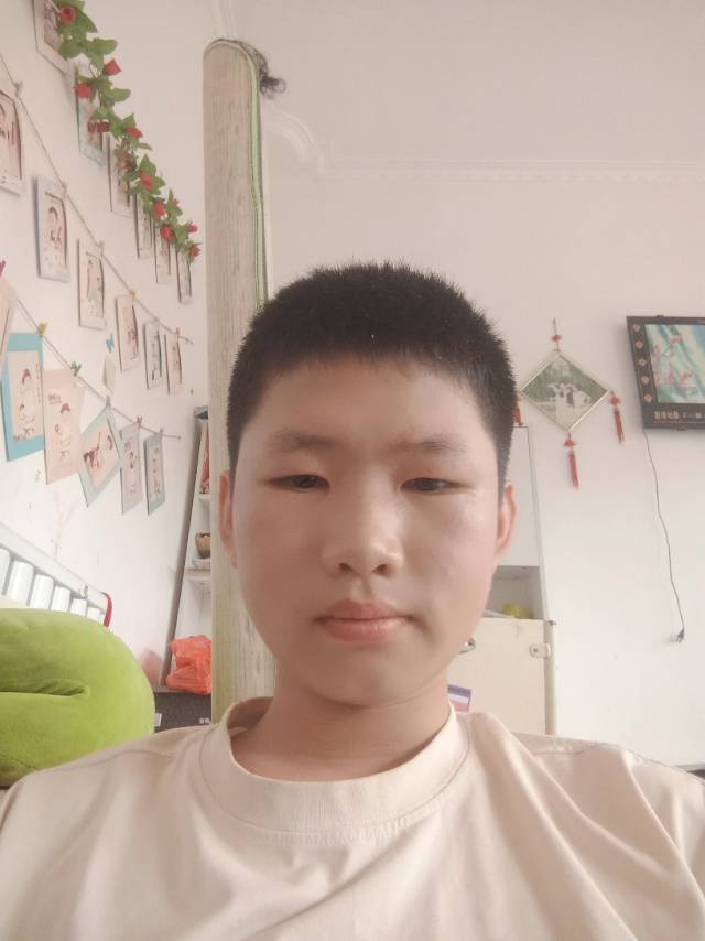女生